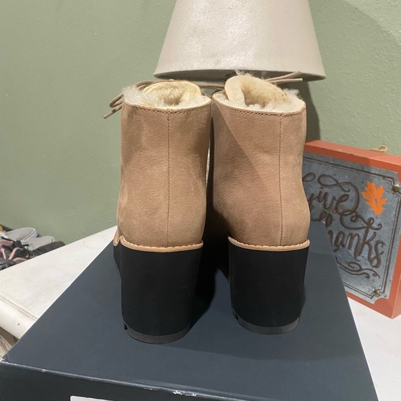 Eileen Fisher Womens 8.5 Alpine Earth Wedge Booties Shearling Lined Nubuck - Picture 6 of 10